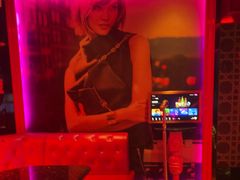 -UK派对KTV(日月广场店)