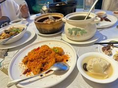 -荣誉海鲜酒楼(海湾店)