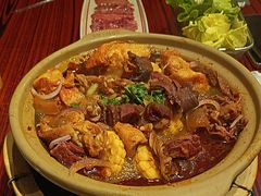 -沙胆彪炭炉牛杂煲(上海日月光广场店)