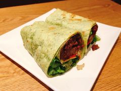 牛肉鲜蔬大卷-星巴克(深圳北站B5检票口)