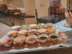 -亚龙湾希尔顿自助餐厅·海鲜·烧烤·沙滩BBQ·现场乐队
