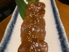 厚切牛舌-魔丼屋(日月光店)