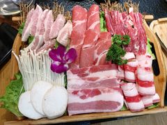 -GOGIYA·咕叽吖韩国传统烤肉店(东方新天地店)
