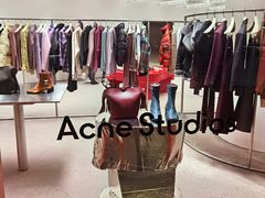 -Acne Studios(芮欧百货店)
