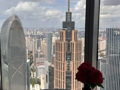 -及象咖啡Air·360度俯瞰广州塔(北塔68F店)