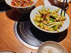 -吃饭皇帝大土家民族菜(荟聚店)