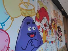 -麦当劳(杨林得来速店)