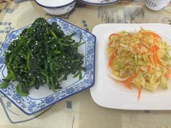 -壹阁胡羊焖饼(特色小吃街店)