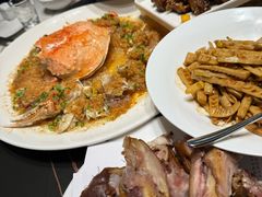 -鞍山大白鲨美食酒店