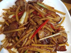 -嘉厨小馆(宜山路店)