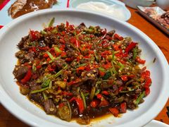 小炒黄牛肉-再回首泡椒牛蛙(骆驼店)