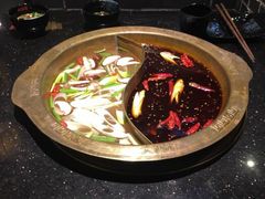 -周周有辣火锅馆(玖耀里店)