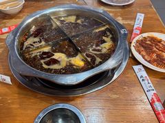 -成都玉林串串香火锅(三八店)