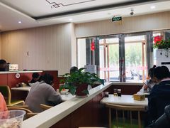 -晋合湘山西刀削面(中冀斯巴鲁大厦店)