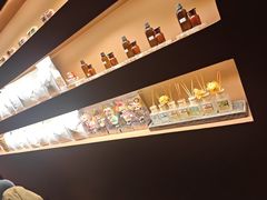 -泰·菩提树下[泰式按摩x精油SPAx肩颈头疗](新景店)