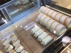 面包甜点陈列柜-麦田工坊(月湖店)