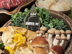 -三出山火锅(南京万象天地店)