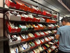 -沃尔玛(前山店)