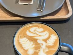 -星巴克臻选(上海合生汇1F店)