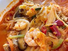 辣海鲜面-桃园中华料理炸酱面(燕儿岛路店)