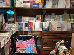 -橡皮书店(翠湖北路店)