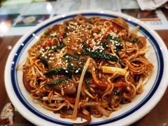 牛肉出前一丁炒面-小龍鳳餐室(番禺路店)