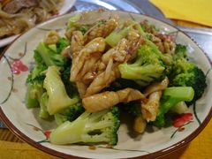 西兰花炒鱿鱼-洞密园美食城(富华路店)