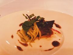 低温慢煮乳鸽胸肉佐油封乳鸽腿-蝶舍·MAISON PAPILLON