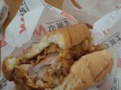 -华莱士·炸鸡汉堡(荔湾坑口店)