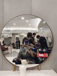 -八佰伴8008星级形象店