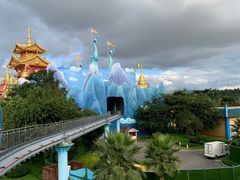 -七彩云南欢乐世界