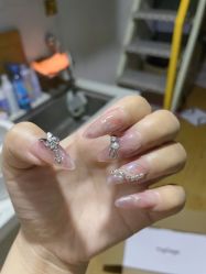 -七彩虹美甲美睫 半永久