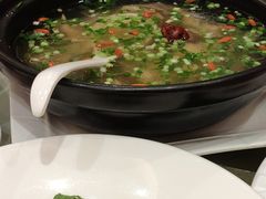 -鞍山大白鲨美食酒店
