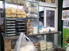 面包甜点陈列柜-天泽祥·鼓楼馒头(鼓楼店)