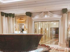 -广州富力丽思卡尔顿酒店