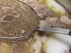 -牛满溢·自助潮汕鲜牛肉火锅(龙汇路店)