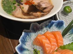 -一豚轩·烧鸟·豚骨拉面(五四路店)