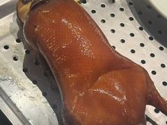 酥不腻烤鸭乳鸭-红樱桃·欢乐餐厅(太原里店)