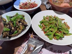 -黄泥岗·地道湖北菜(奥特莱斯店)