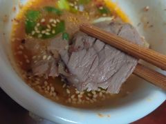 -朝伟清真铜瓢牛肉馆(三十年老·店)