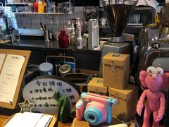-怪兽咖啡 Monster Cafe