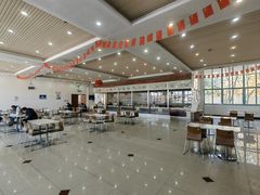 -小昆山服务区-停车场