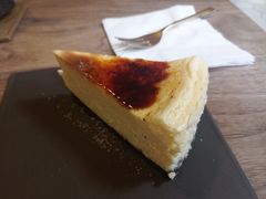 自制重乳酪蛋糕-PARLOR 105 WINE BAR COFFEE