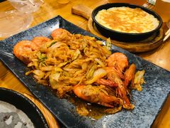 -老东镇啤酒屋海鲜加工·蒸汽海鲜·海鲜烧烤(台东店)