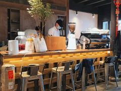 -Metal hands·铁手咖啡