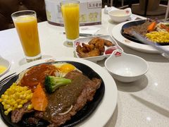 -东方豪客牛排意面披萨(玉函银座店)