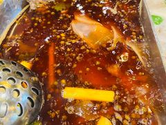 -肖肖酸萝卜鱼火锅(总店)