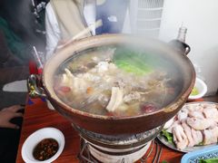-威邵鸡煲(西华路总店)