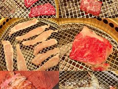 -铭牛烧肉·和牛海鲜自助(高新月牙湖店)