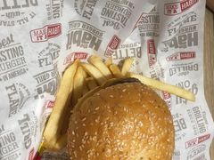 -The Habit Burger Grill 哈比特汉堡(爱琴海店)